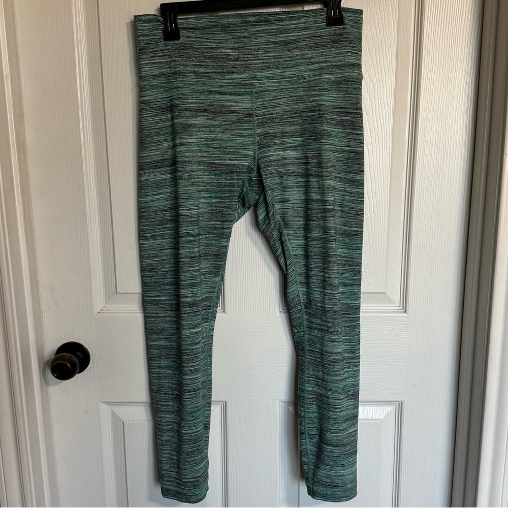 Lululemon Wunder Under green Heather leggings